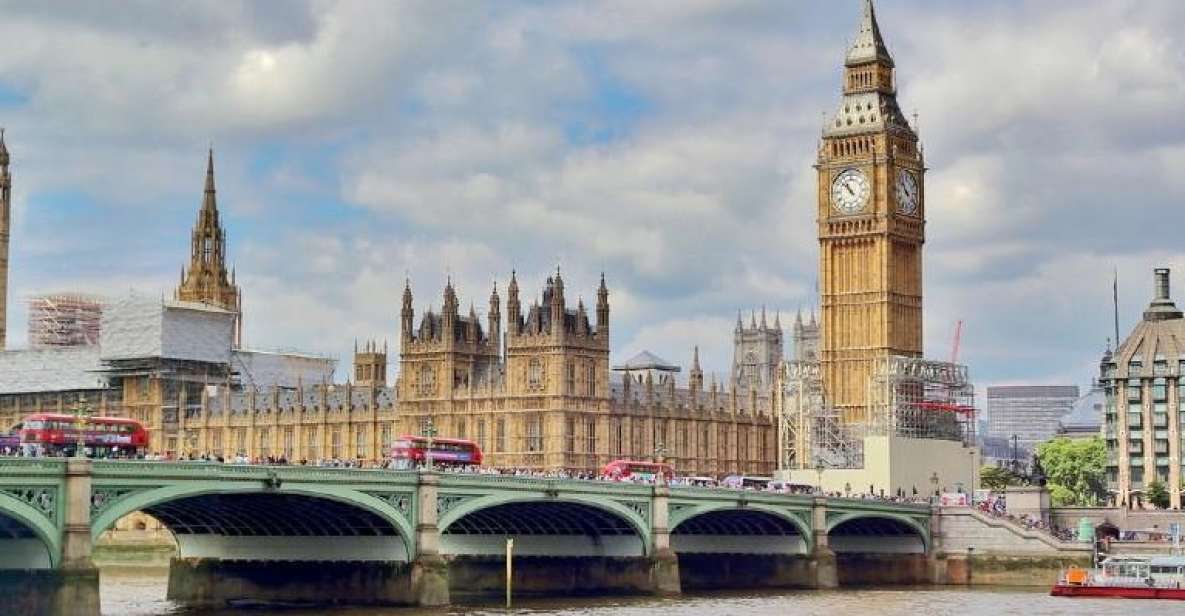 4-Hour Private Tour of London in a Panoramic Black Cab - Hotel pickup and how the cab ride shapes the whole experience