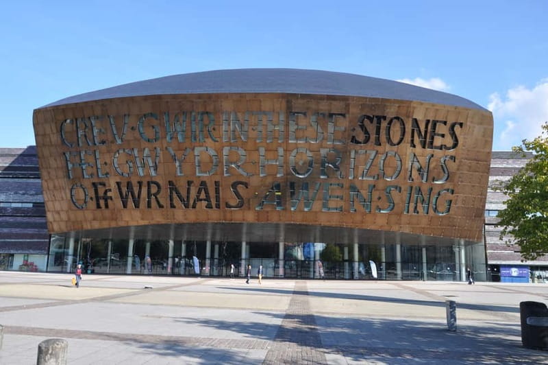 Cardiff Day Tour from London with Local Guide (Visit Wales) - Key reasons this Cardiff day trip works