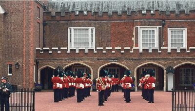 Changing of the Guard at Buckingham Palace - Meeting Point at the Duchy of Cornwall Office: columns marked 10