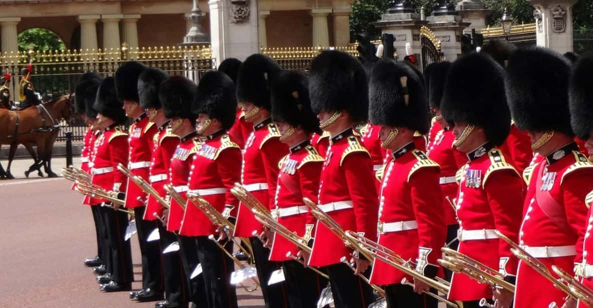 Changing of the Guard Experience in London - Westminster Abbey and Parliament Square: history you can read from the street