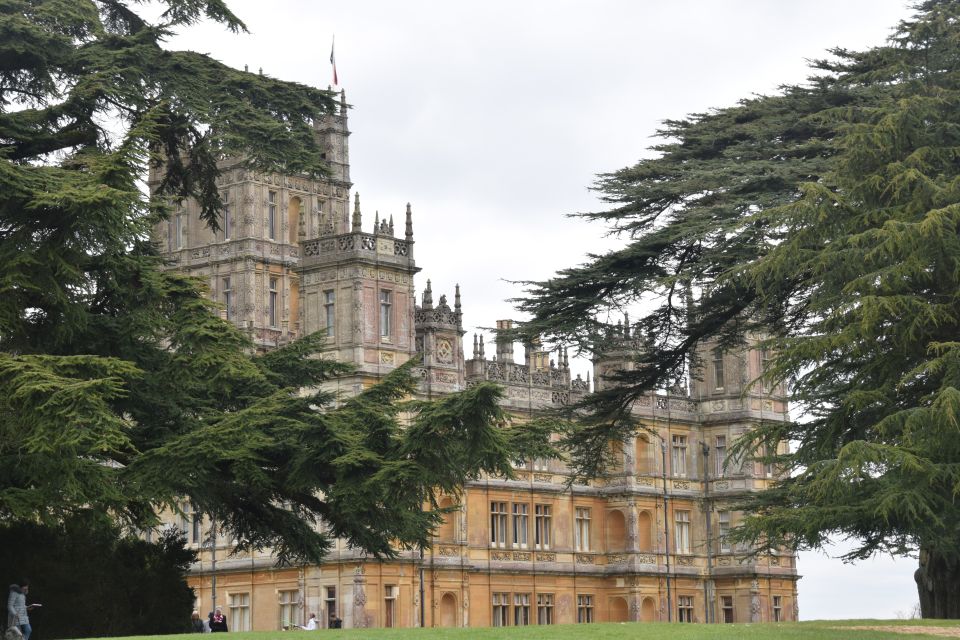 Downton Abbey and Village Small Group Tour from London - The in-between drive: comfort breaks and extra bits of show magic