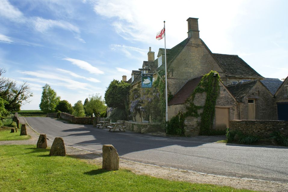 Downton Abbey Film Locations & Blenheim Palace Day Tour - From Marble Arch to the Cotswolds: How the Mini-Coach Helps