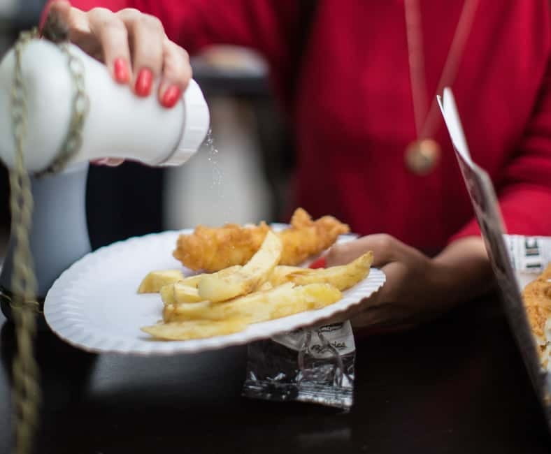Eating London: Southwark & Bankside Food Tour - Walking the Route: London Bridge and the Neighborhood Feel