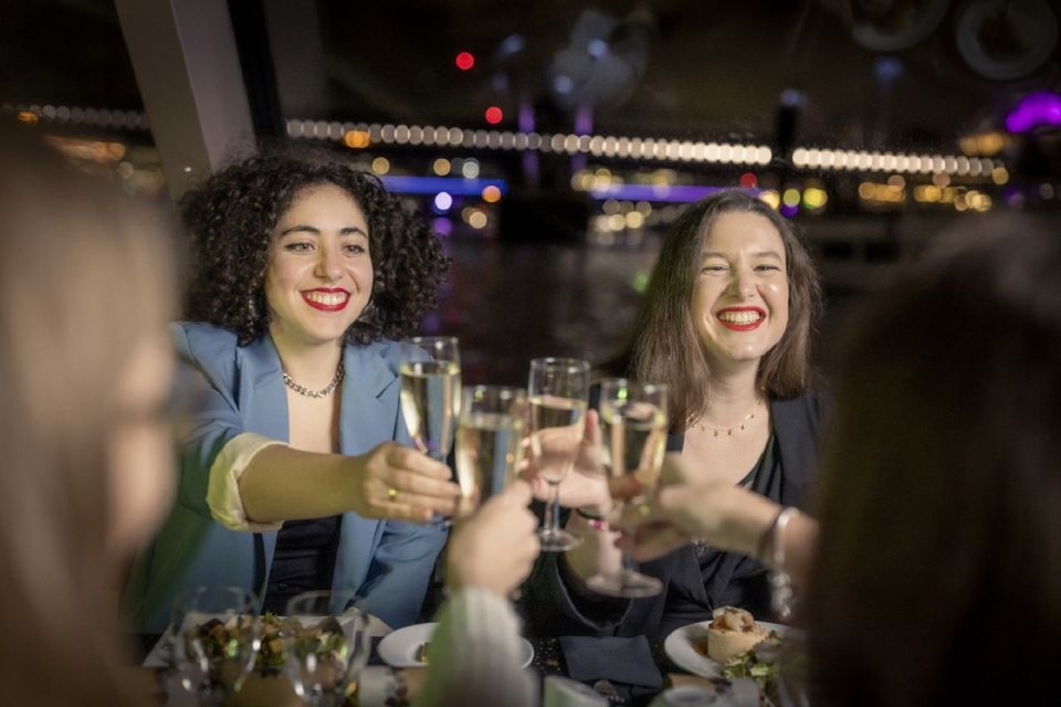 Festive London New Year’s Eve 3-Course Dinner Cruise - Starting at Tower Pier: the “London-on-the-water” setup