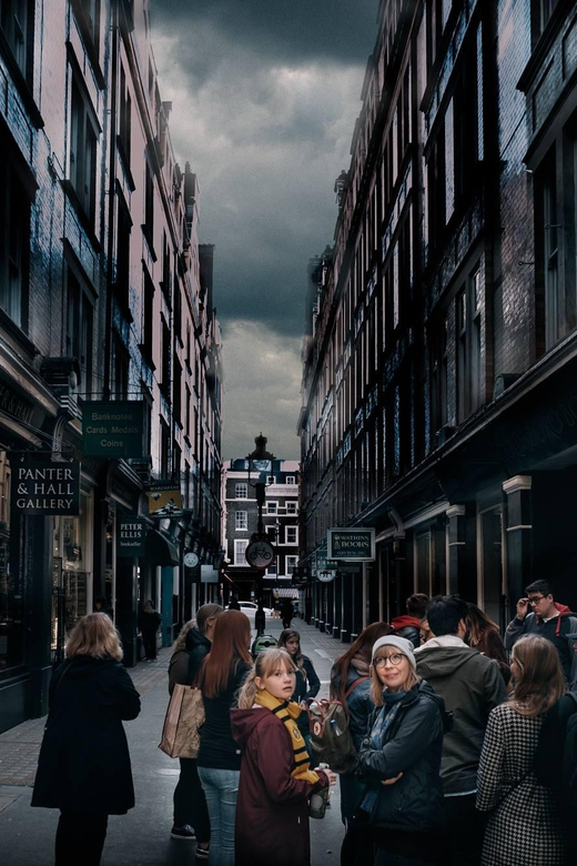 French Language: Original Harry Potter Walking Tour - Meeting at Southwark View Point and Getting Sorted Fast