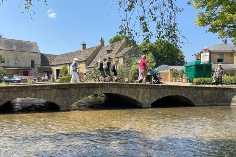 From London: Bath and the Cotswolds Full-day Tour - First Stop: Bath’s UNESCO Core and Honey-Colored Streets
