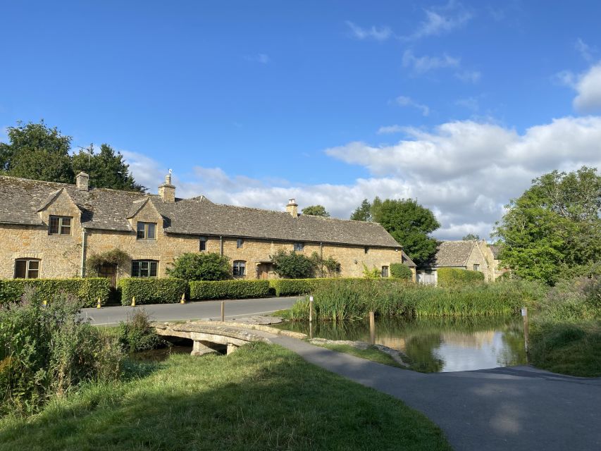 From London: Cotswolds Villages Guided Day Tour - Stow on the Wold market square and antique-shop browsing