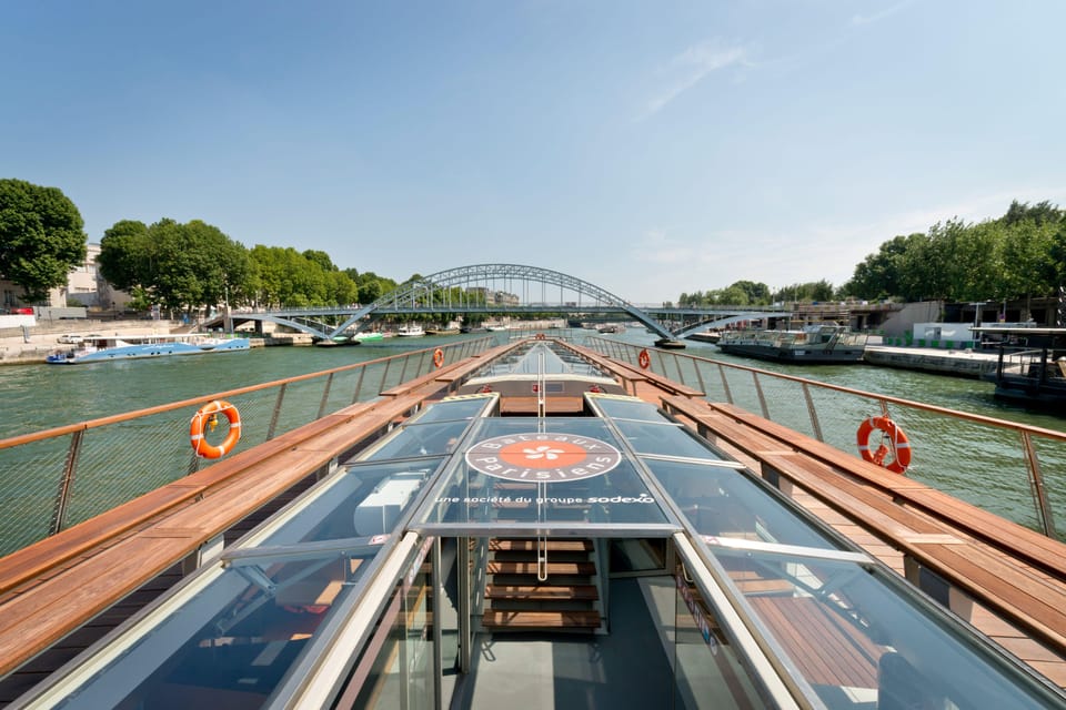 From London: Paris by Rail with Sightseeing Bus and Cruise - Seine cruise plus Pont Neuf: a calmer slice of the city