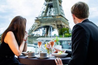 From London: Paris Tour with Sightseeing Bus & Lunch Cruise - Eurostar check-in and seat reality (Standard vs Plus)
