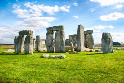 From London: Stonehenge and Bath Full-Day Tour with Guide - Getting There From London: Pickup, Timing, and the Coach Reality