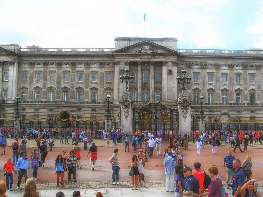 Full Day London Private Tour Including London Pass - London Eye and St Paul’s: skyline views plus a cathedral that rewards patience