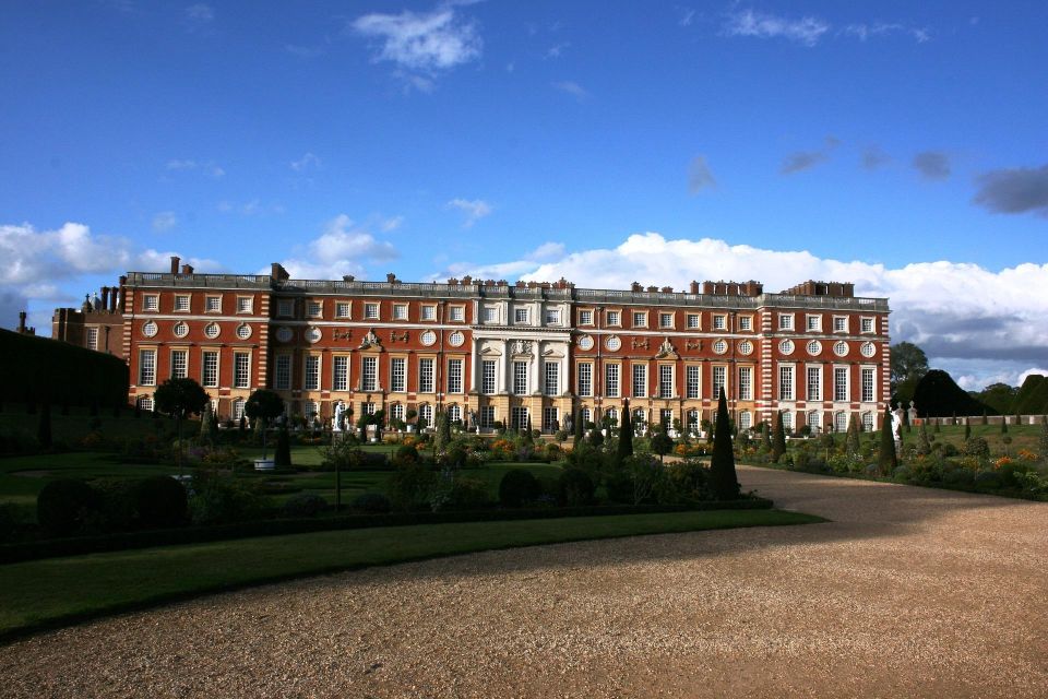Hampton Court Palace Private tour With Fast Track Entry - What this tour is best for (and who might want something else)