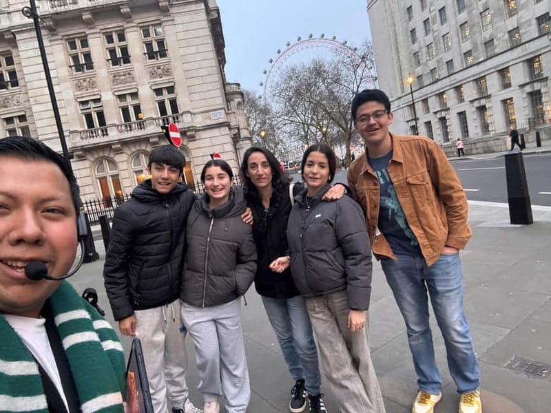 Harry Potter in full in Spanish all over London! - Whitehall and the Palace Theatre: premieres, plays, and a fun finale mood