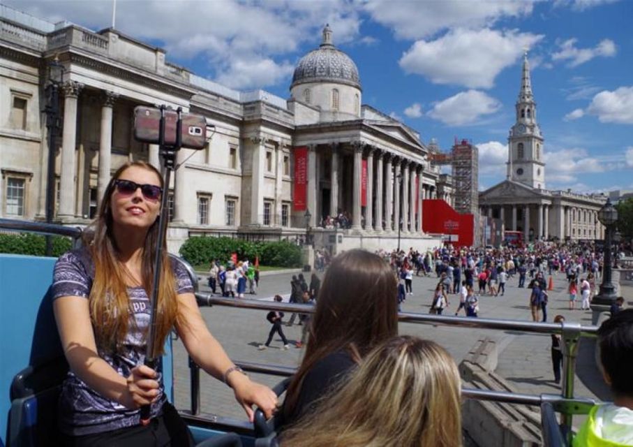 Hop-on Hop-off London Bus Tour & Westminster Abbey - Poets’ Corner and the Coronation Chair: What You’re Really Getting