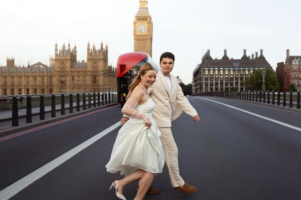 Iconic London Portraits Tour with Expert Local Photographer - Big Ben, the London Eye, and the Best Way to Get Variety Fast