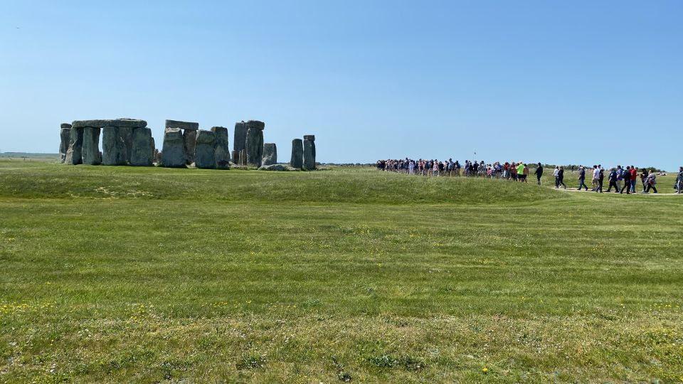 Individual trip to Stonehenge including pickup and drop off - Getting In Faster with Prebooked Tickets and Optional Skip-the-Line Entry