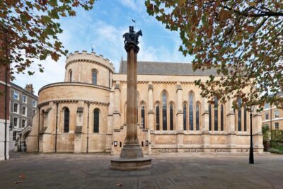 Law in London Private Tour - Starting at the Royal Courts of Justice: where London’s legal pageantry lives