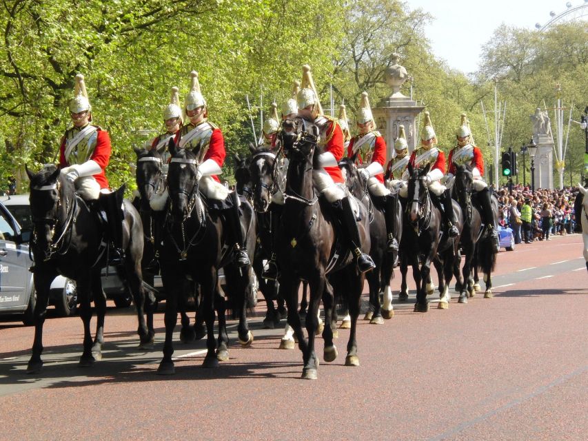 Layover London Private Tour from Heathrow Airport - Getting From Heathrow to London: The Meet-and-Greet That Saves Your Sanity