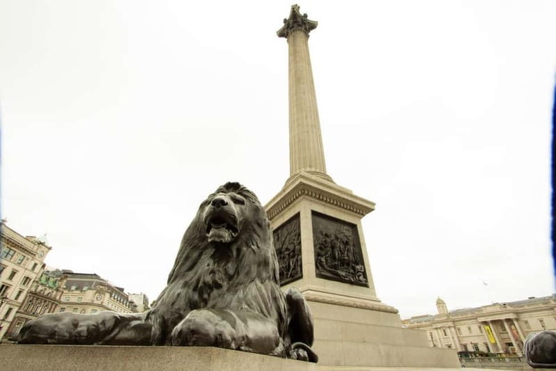 Lights, Camera, London! Movie Locations Walking Tour - Blackfriar, St Paul’s, and Millennium Bridge: the “scale” stops