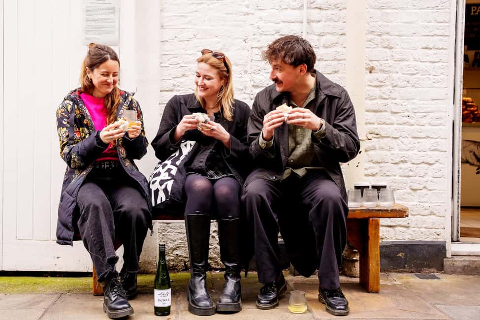 Local Foodie Adventure in London: 10+dishes, drinks and more - Finding the start under The Crown near Seven Dials