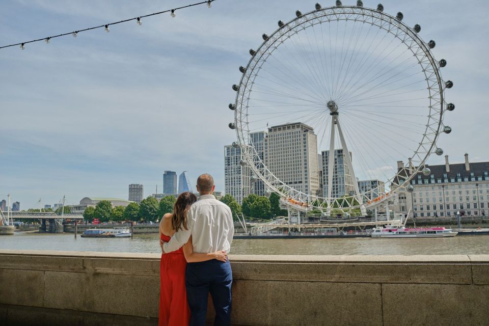 London: 30min PRIVATE Professional Westminster Photo Shoot - Meeting at Westminster Station: Starting Without Wasted Time