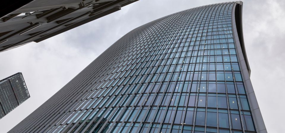London: App-Based Walking Tour with 30 Stops - London Bridge and the Monument to the Great Fire: resilience in stone