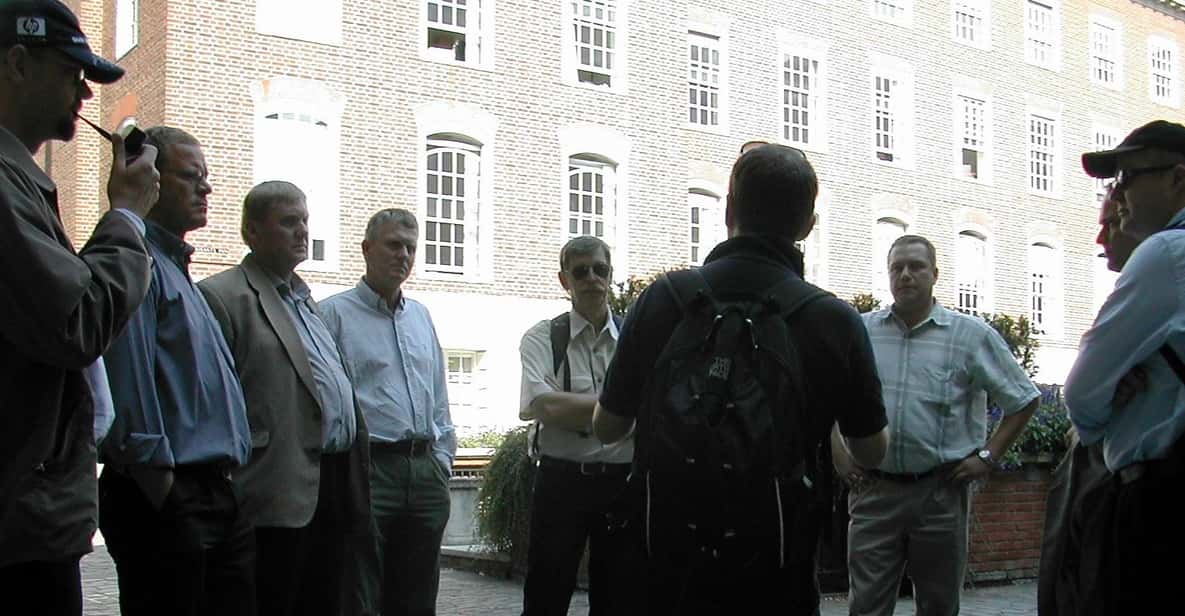 London: Beyond Jack the Ripper Serial Killers Walking Tour - “Cinematic” doesn’t mean cheesy: what Declan’s style does for you