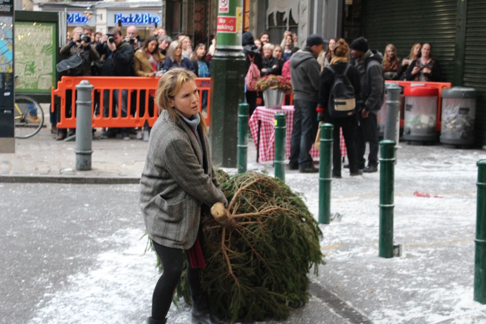London: Bridget Jones 2–Hour Walking Tour - Daniel Cleaver Memorial Church: A Scene That Has Weight