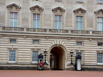 London: British Royalty Walking Tour - Starting outside The Ritz: the meeting point shortcut you’ll thank yourself for