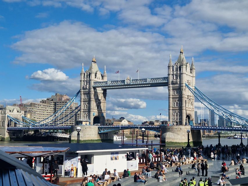 London by taxi: Highlights Tour in a real London Black Cab. - Lunch Decisions: Borough Market vs Fish and Chips by the Thames