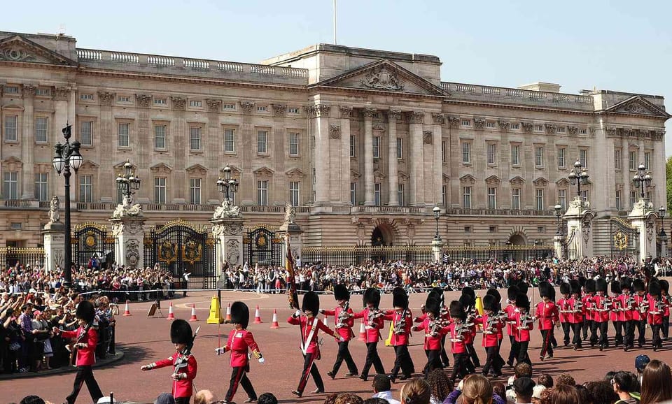 London: Changing of the Guard and Royal Palaces Walking Tour - Clarence House passing: Charles and Camilla’s London base