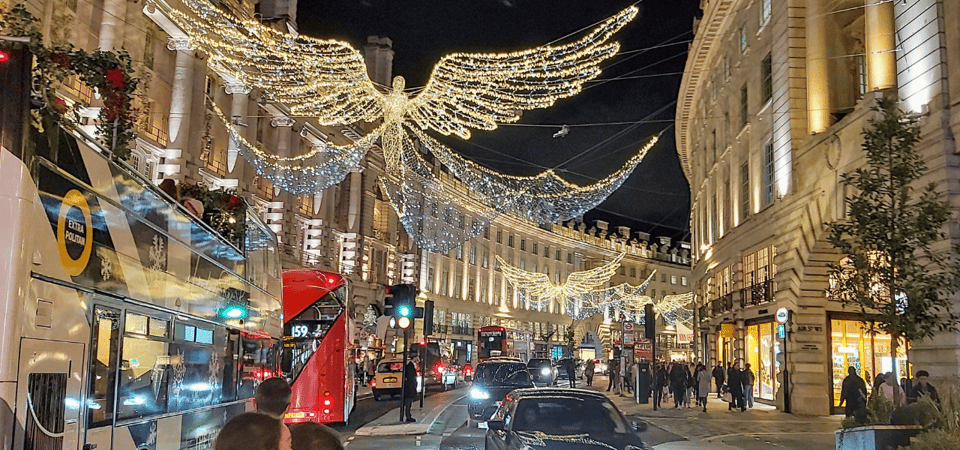 London: Christmas Lights Self Guided Walking Tour - Trafalgar Square’s Christmas Tree: The Big Moment