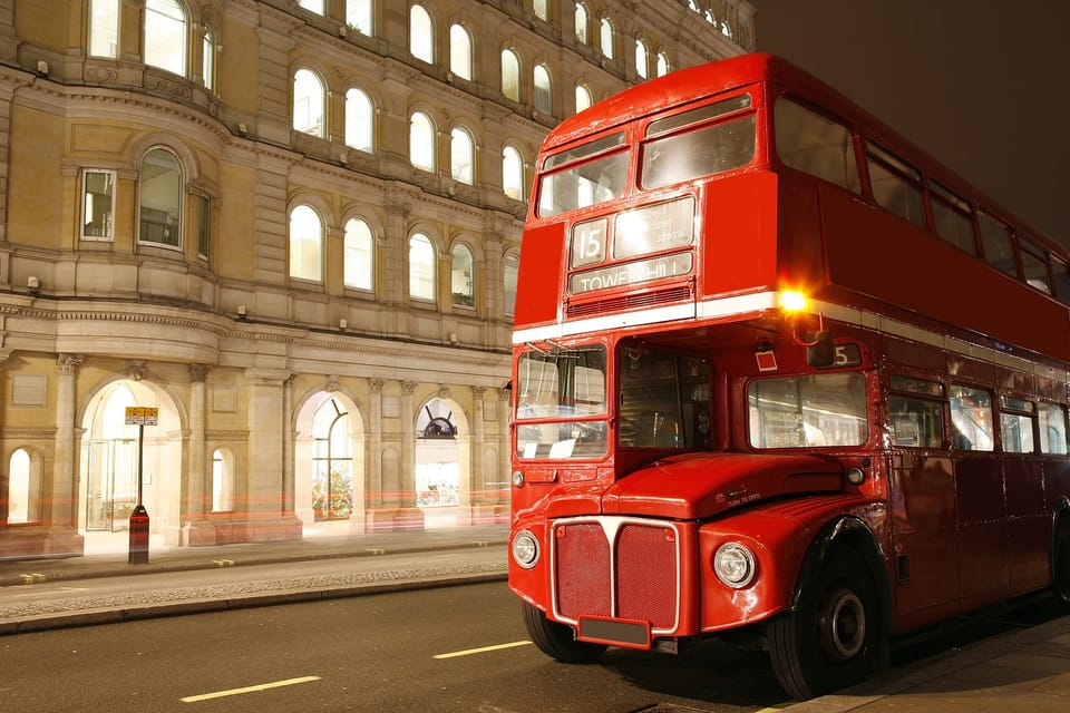 London: Christmas Lights Tour by Vintage Double-Decker Bus - Big Ben, Westminster Palace, and Trafalgar Square from the bus