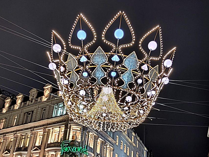 London Christmas Sparkle Walking Tour Small Group - From Londinium to Christmas sparkle on one walk
