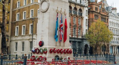 London: Churchill and World War 2 Walking Tour in London - Embankment Station start: get your bearings fast (and don’t bring baggage)