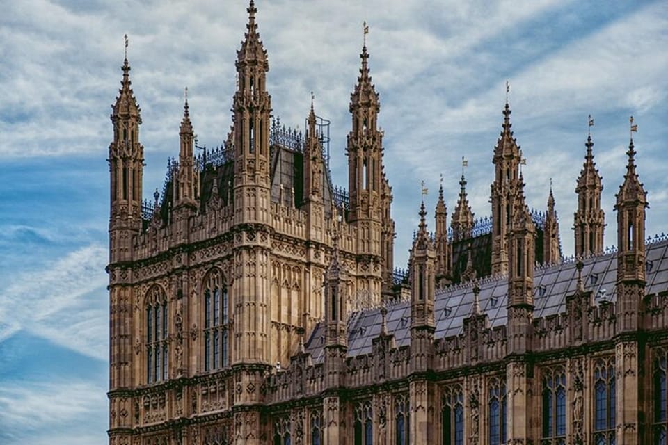 London: Churchill War Rooms Ticket & Landmarks Guided Tour - Should you book Churchill War Rooms plus the landmarks walk?