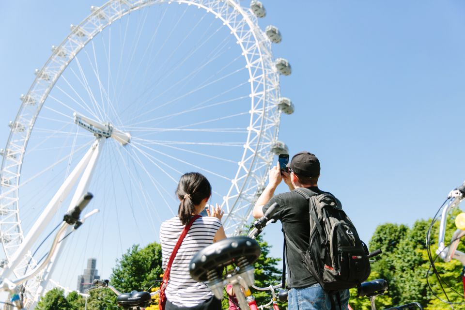 London: City Highlights Guided Bike Tour - Entering London From a Bike Saddle