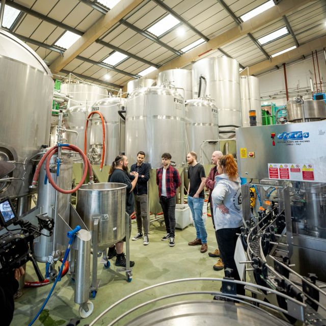 London: Craft Brewery Tour with Tasting of 4 Beers - Should You Book the London Craft Brewery Tour?