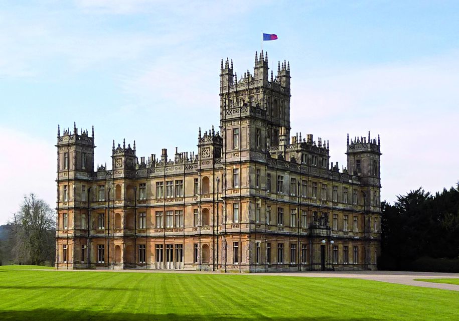 London: Downton Abbey Countryside Black Taxi VIP Tour - Guides, Drivers, and Why This Tour Gets Such High Praise
