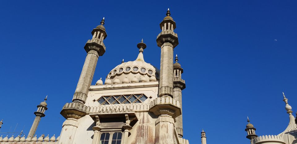 London: Guided Day Trip to Brighton and Seven Sisters - The pier moment: where the day starts to feel like a vacation