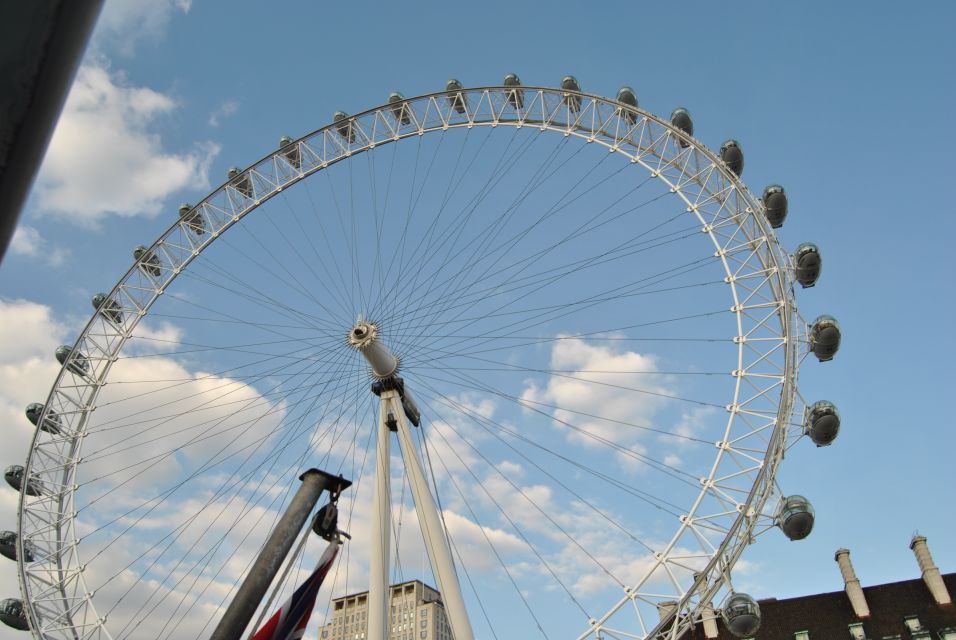 London Half-Day Private Chauffeur Driven Tour - The guide and language support: making it comfortable to ask questions