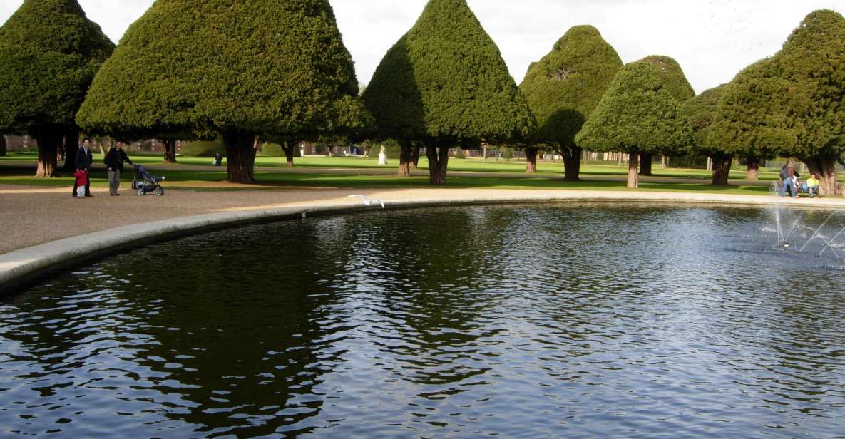 London: Hampton Court Private Guided Tour - Henry VIII’s apartments and the Young Henry story