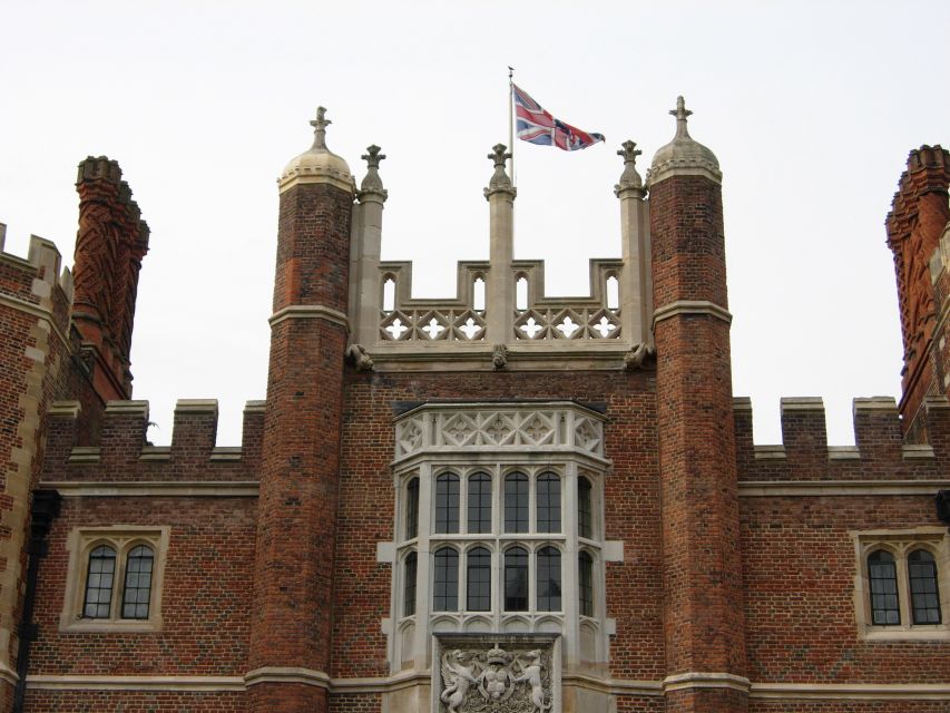 London: Hampton Court Private Guided Tour - Tudor Kitchens: feeling the heat behind the banquets