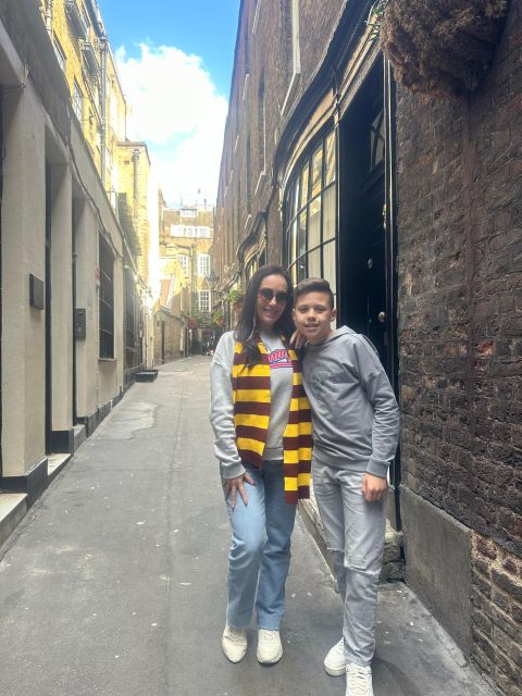 London: Harry Potter Black Cab Tour with Hotel Pick Up - King’s Cross and St Pancras: The Harry Potter Classics With Real Photo Power