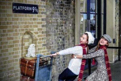 London: Harry Potter Tour with Madame Tussauds Tickets - Meeting at King’s Cross: Platform 9 ¾ and the 45-Minute Photo Rule