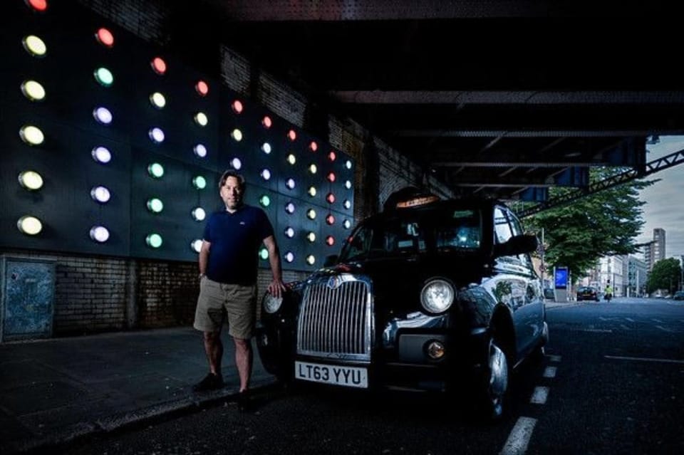 London: Instagram Photos Black Cab Tour with Hotel Pick Up - Who this tour suits best (and who might want to skip it)