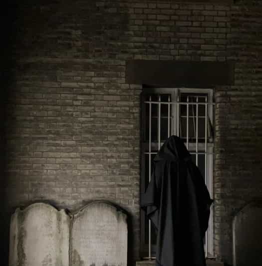 London: Jack the Ripper Tour and Underground Prison in Spanish - Liverpool Street to Little Britain: riding the Underground