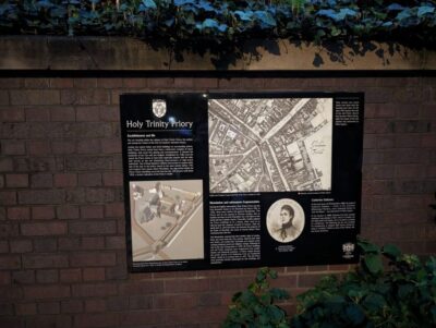 London: Jack the Ripper Tour in Spanish - A Spanish guide who uses facts and a little humor