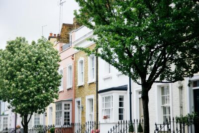 London: Kensington and Chelsea Guided Walking Tour - The V&A stop and the Great Exhibition legacy in plain language