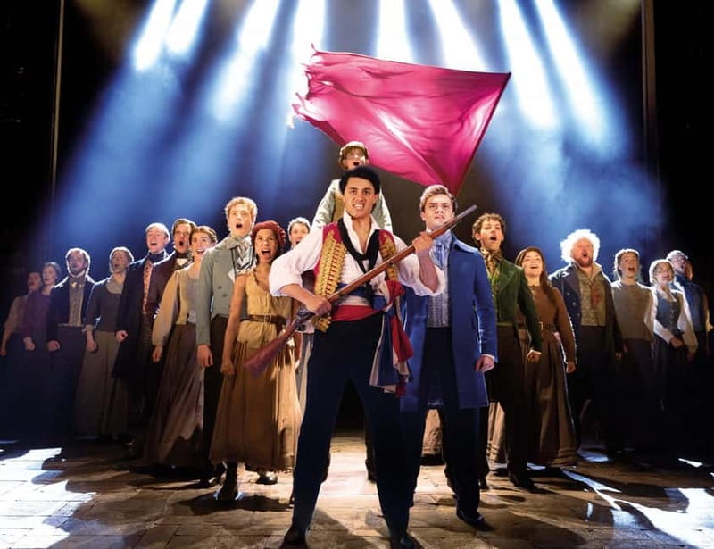 London: Les Misérables and 3-Course Meal & Sparkling Wine - Key things you’ll notice